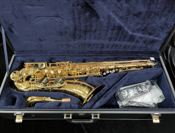 Pristine Yamaha Custom 82Z Tenor Sax in Gold Lacquer - Serial # E74708